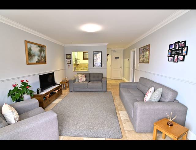 1 BEDROOM APARTMENT FOR SALE IN WATERFALL HILLS MATURE LIFESTYLE ESTATE